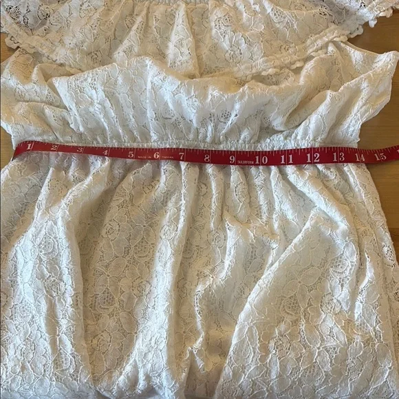 Elegant Off-Shoulder Lace Mini Dress - Picture 7 of 11